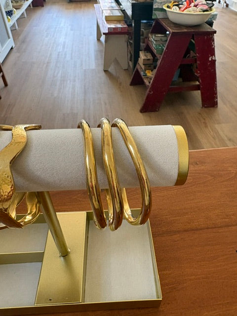 Smooth Wavy Round Brass Bracelet - MremboNYC
