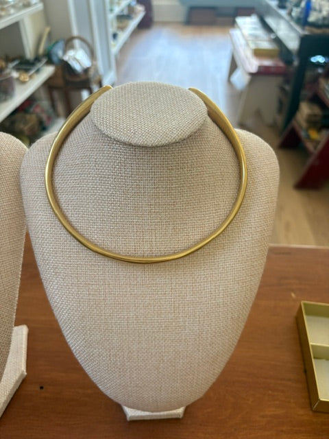 Classic Smooth Gold Choker Necklace - MremboNYC